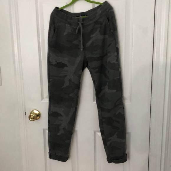 Abercrombie & Fitch Pants - Abercrombie and Fitch joggers